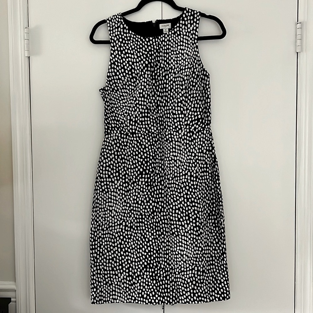 J. Crew size 6 pencil dress. NWOT Cotton w full lining. Navy with white dots.